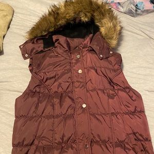 Marroon hooded puffer vest